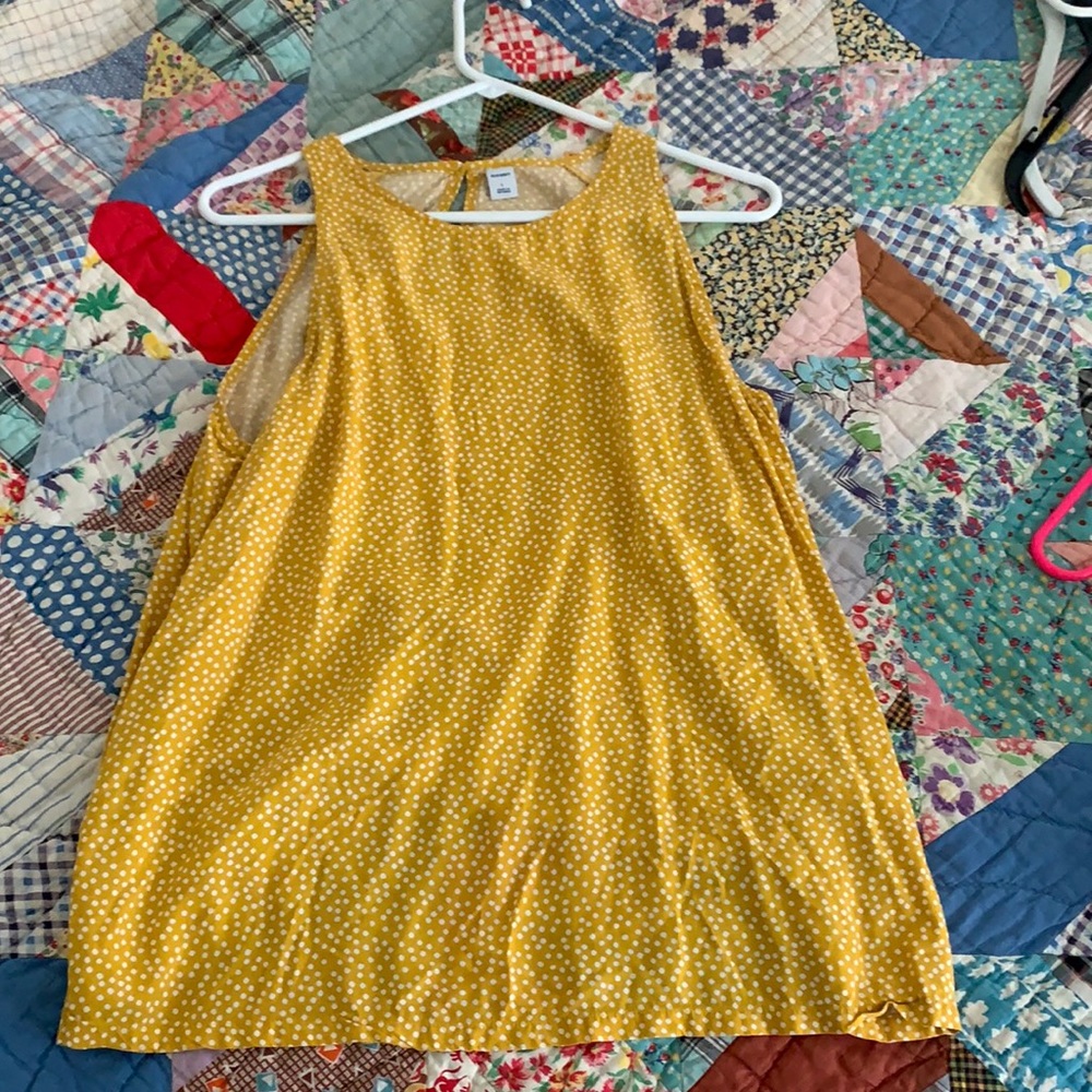 Mustard yellow polka dot Old Navy tank